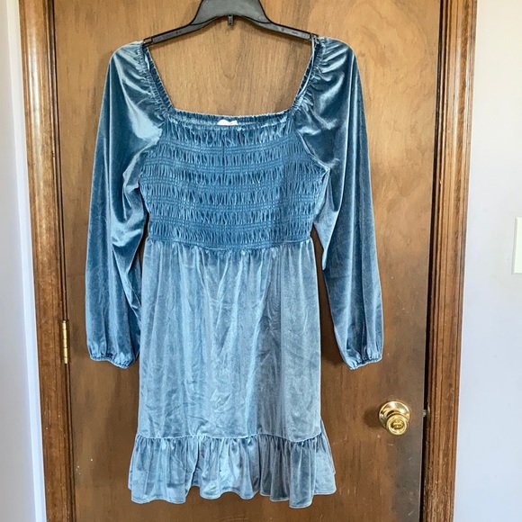 LC Lauren Conrad Dresses & Skirts - Offer $20 LC Lauren Conrad smocked flounce hem velvet dress duller blue size L